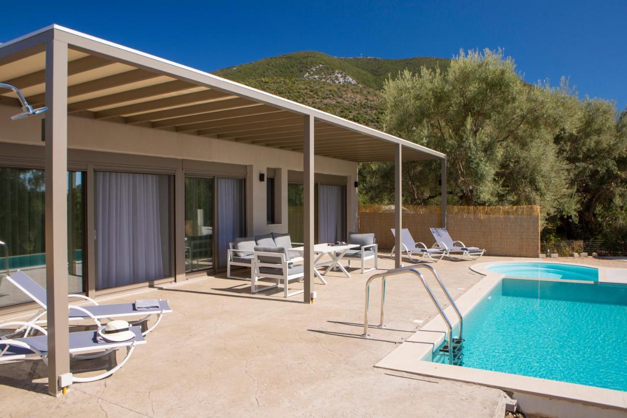 Averto Villas With Private Pool Nydri (Lefkada) Exterior foto