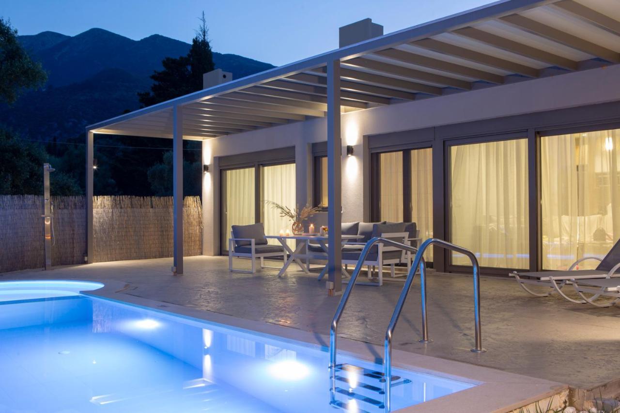 Averto Villas With Private Pool Nydri (Lefkada) Exterior foto